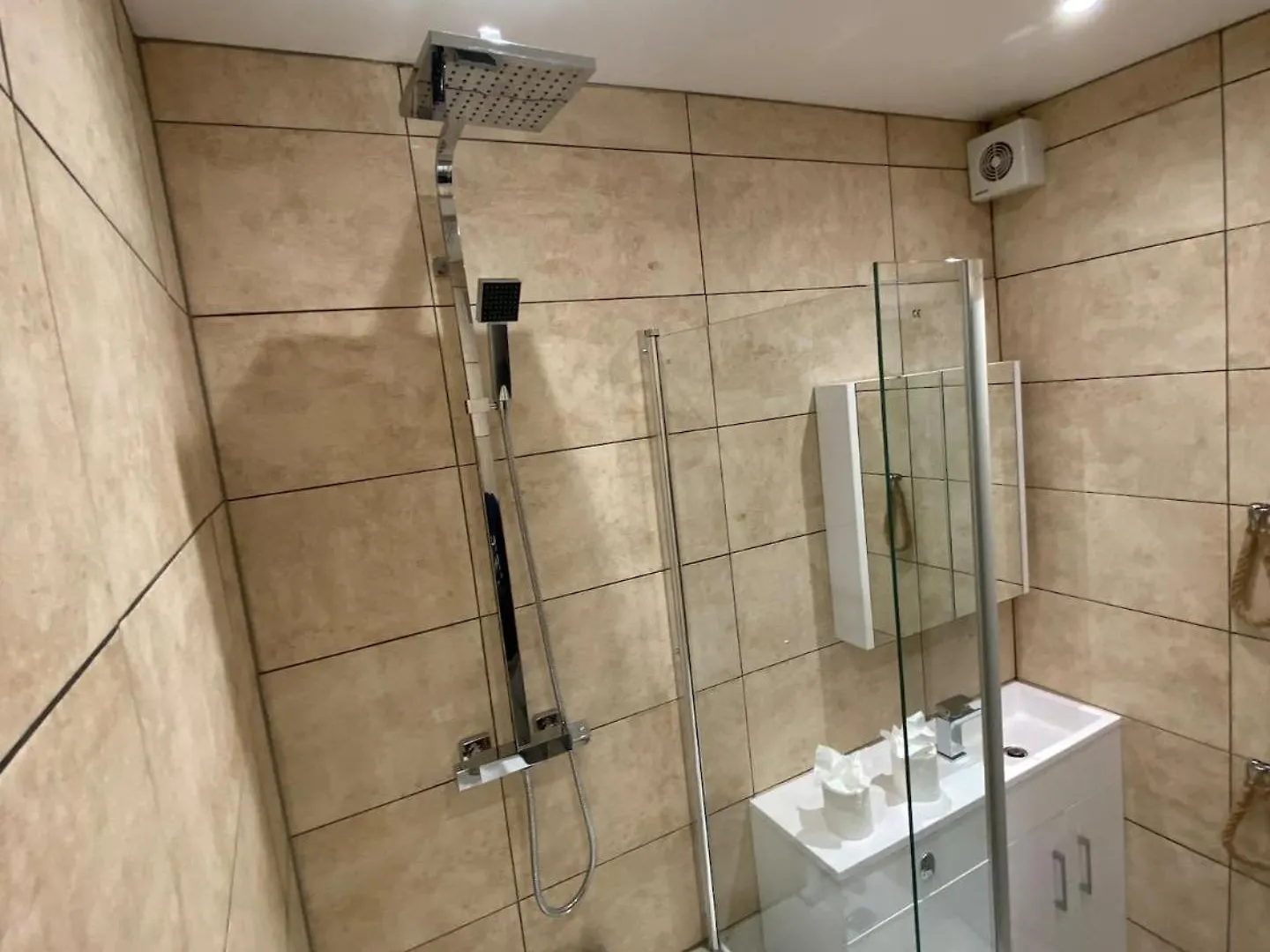 'Bright Gem By The Sea' Premium Central 2 Bedroom Flat Brighton 0*,  Egyesült Királyság