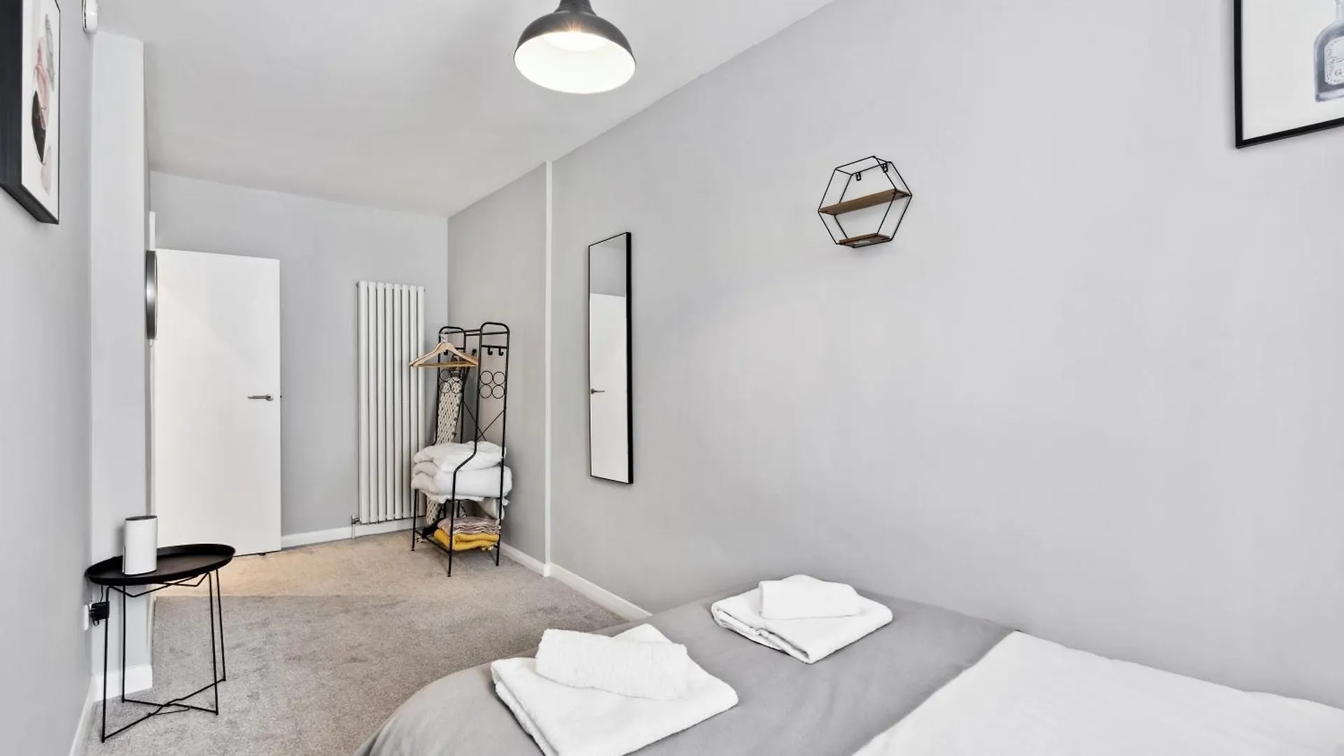 Apartment 'Bright Gem By The Sea' Premium Central 2 Bedroom Flat Brighton