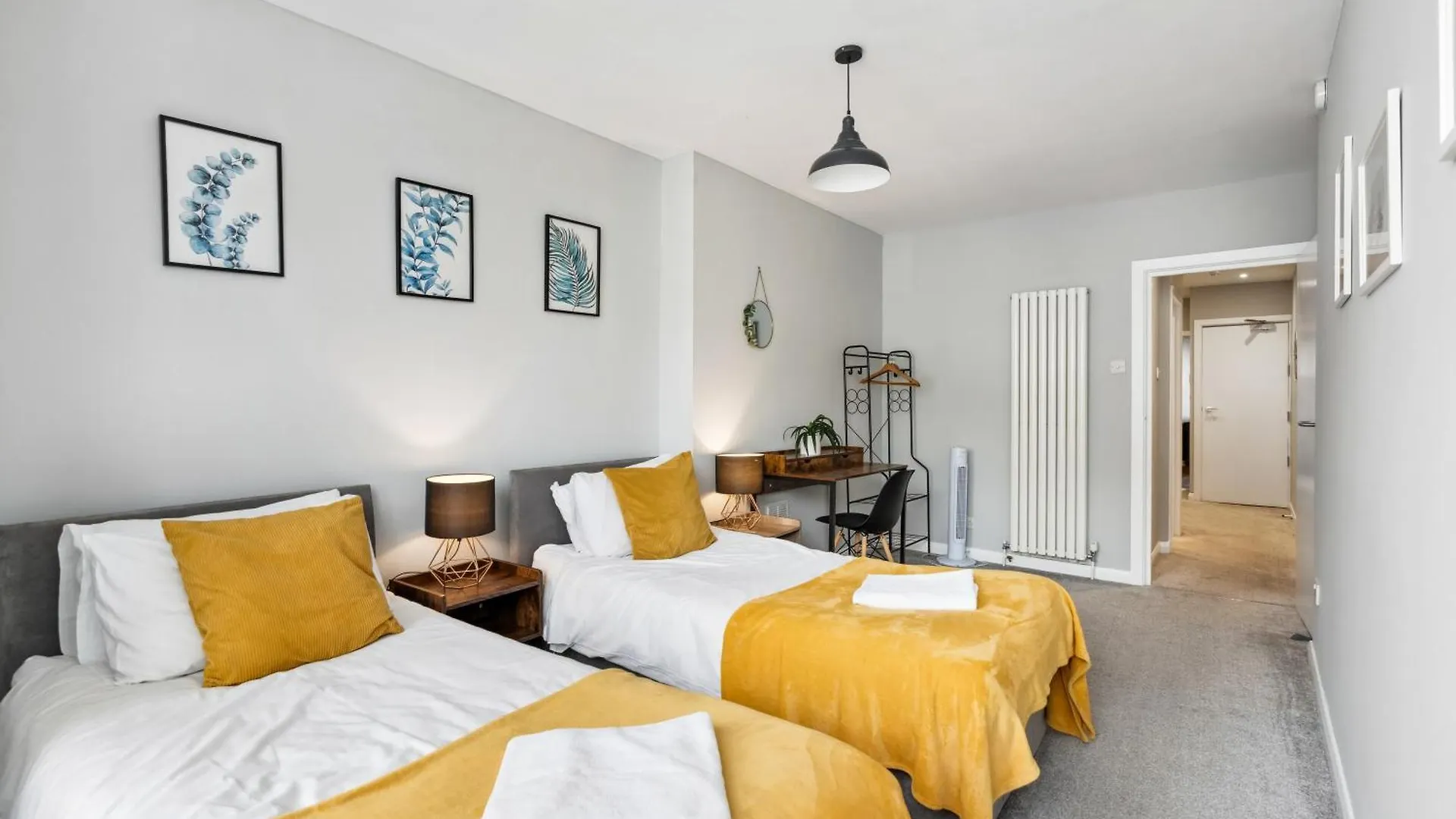 'Bright Gem By The Sea' Premium Central 2 Bedroom Flat Brighton Apartment